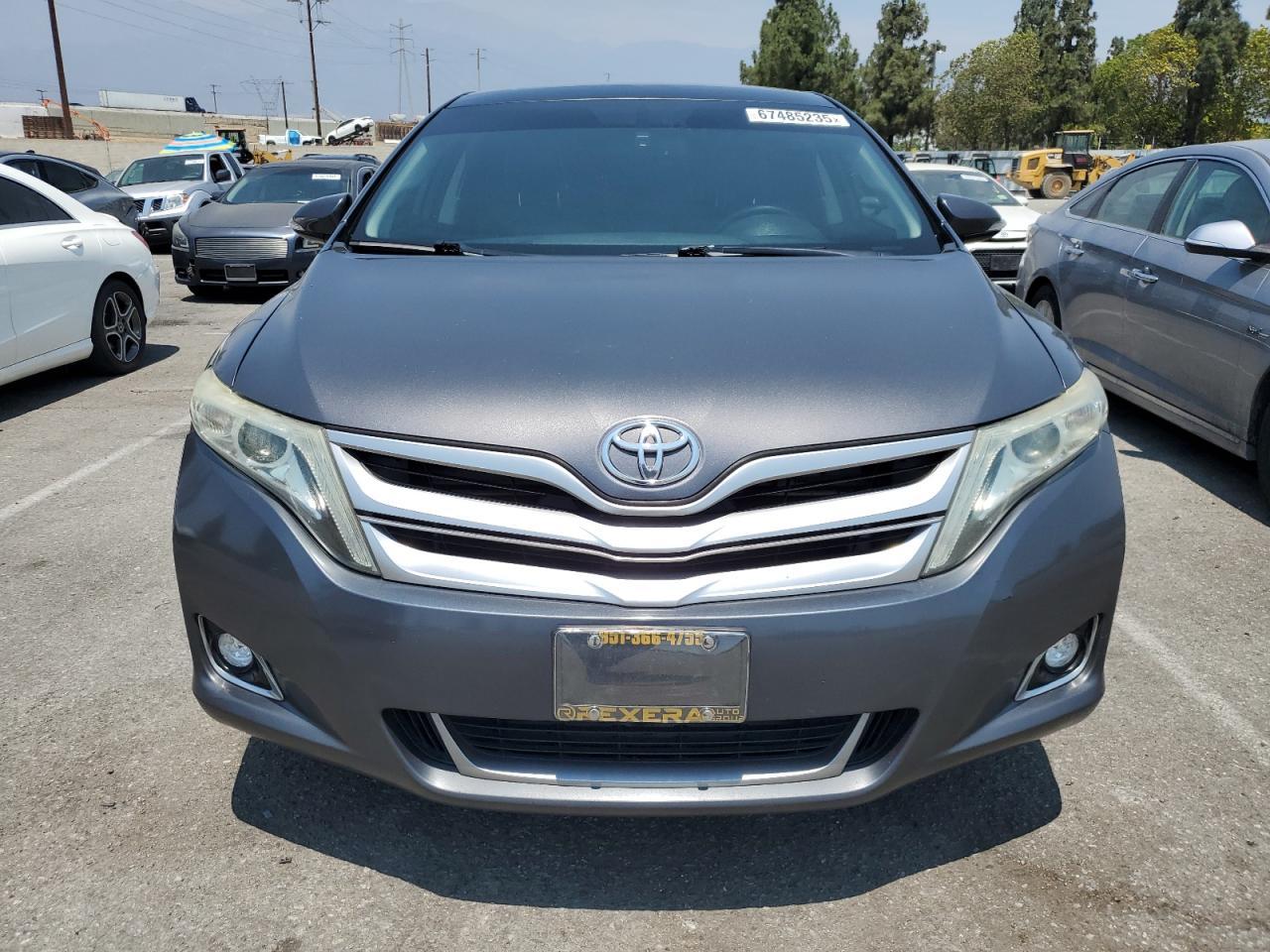 2013 Toyota Venza Le - Image 5