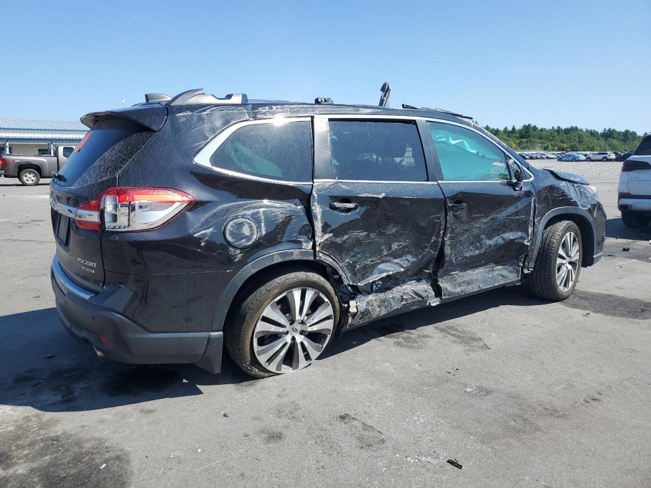 2021 Subaru Ascent Limited - Image 3