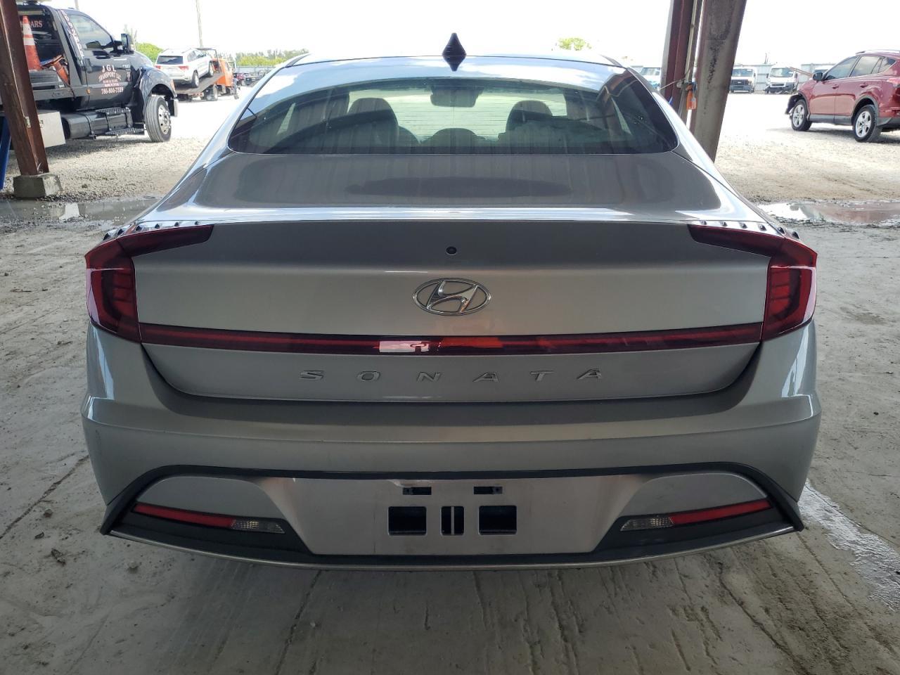 2020 Hyundai Sonata Se - Image 6