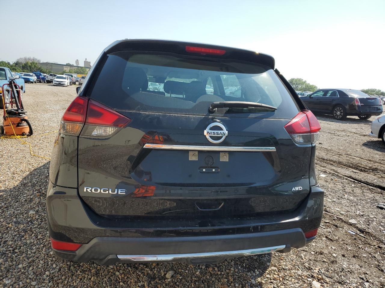 2020 Nissan Rogue S - Фото 6