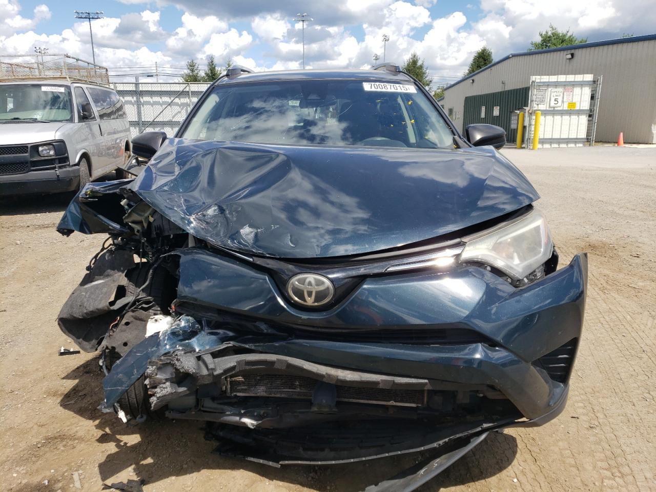 2017 Toyota Rav4 Le - Фото 5