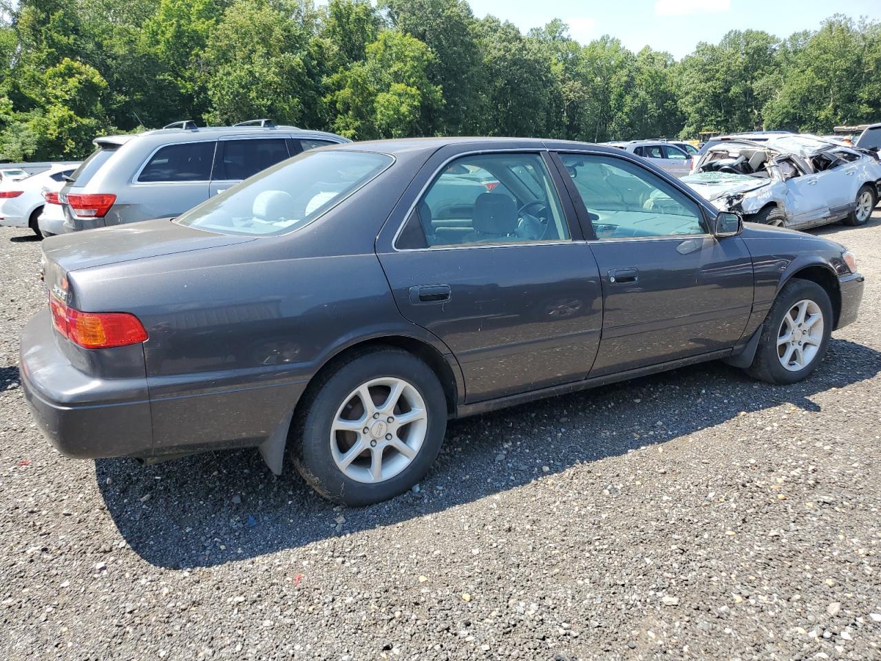 2000 Toyota Camry Ce - Фото 3