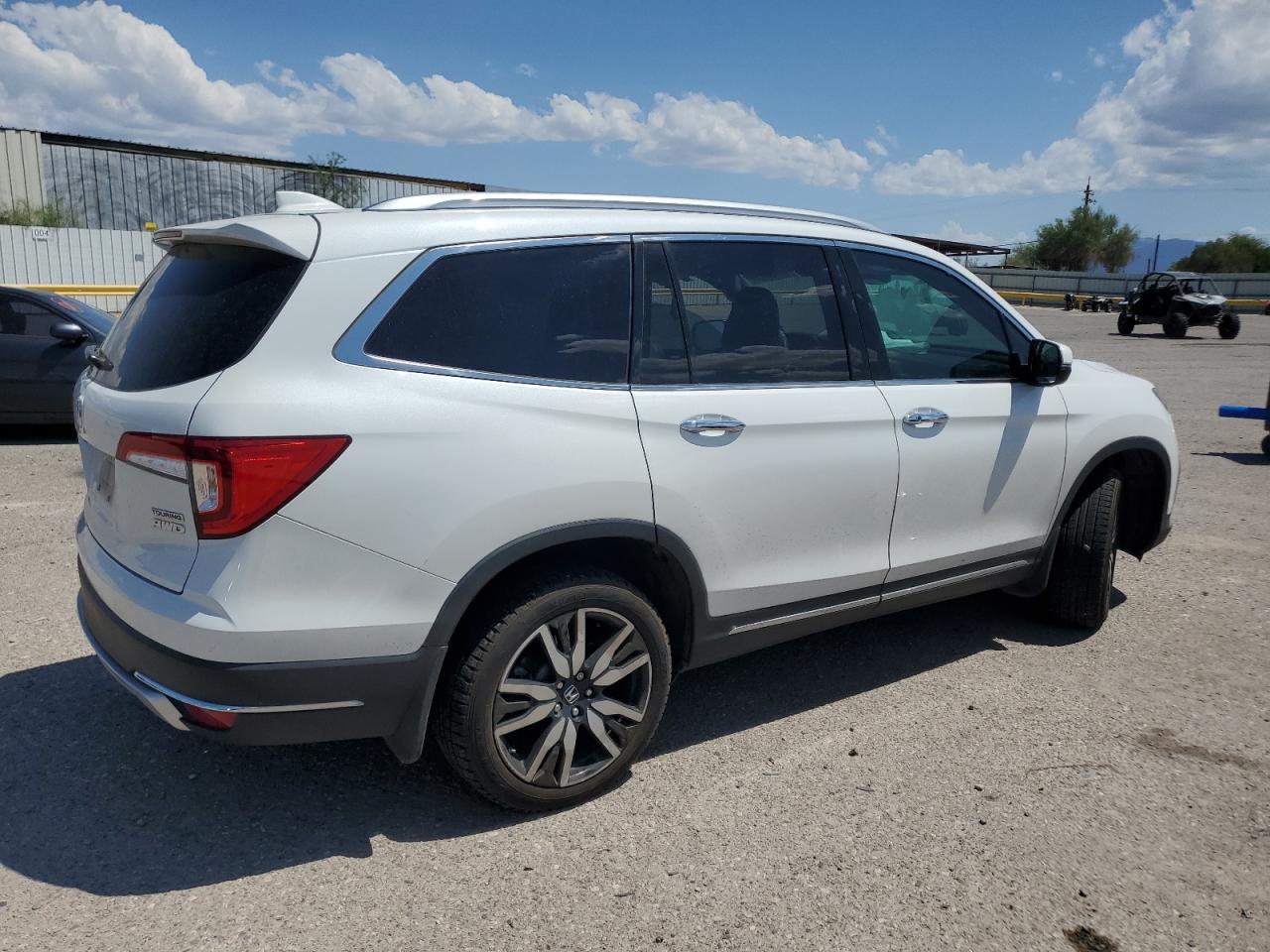2022 Honda Pilot Touring - Фото 3