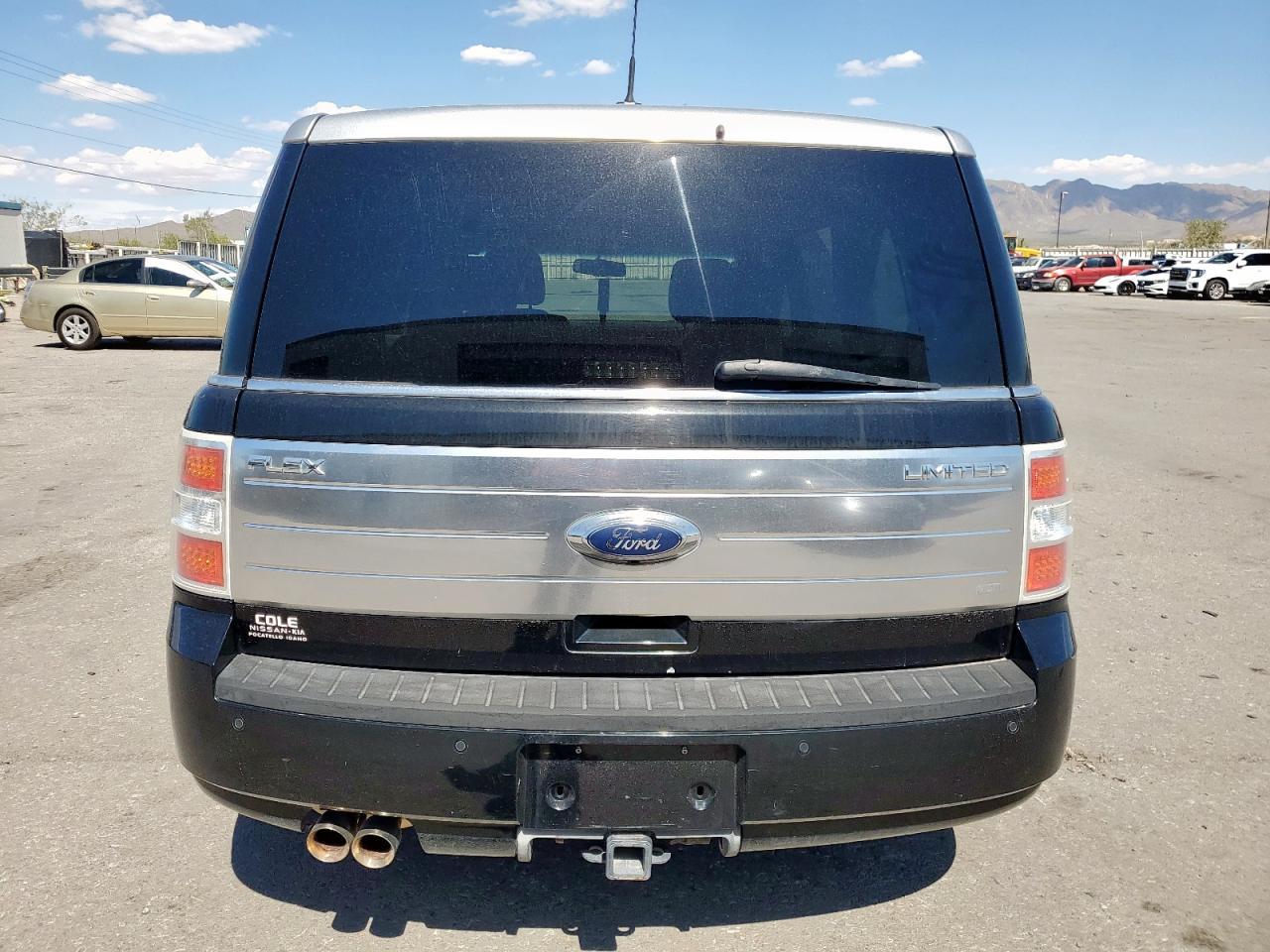 2009 Ford Flex Limited - Image 6