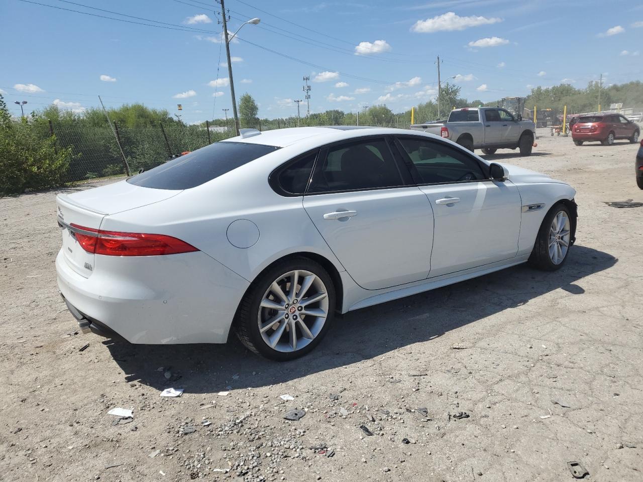 2016 Jaguar Xf R - Sport - Фото 3