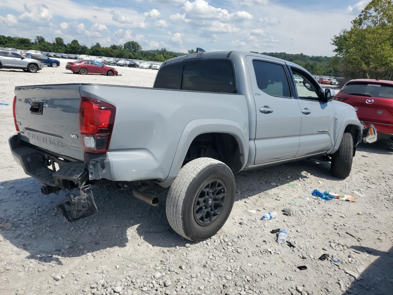 2021 Toyota Tacoma Double Cab - Image 3