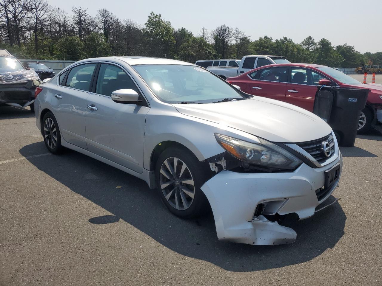 2014 Nissan Altima 2.5 - Image 4