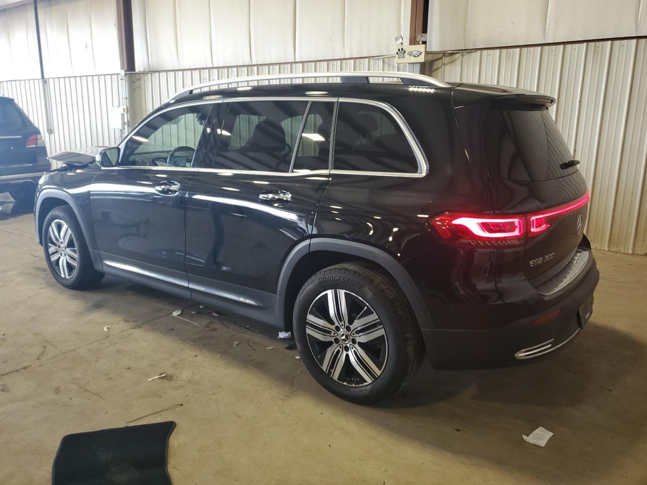 2023 Mercedes-Benz Eqb 300 4Matic - Image 2