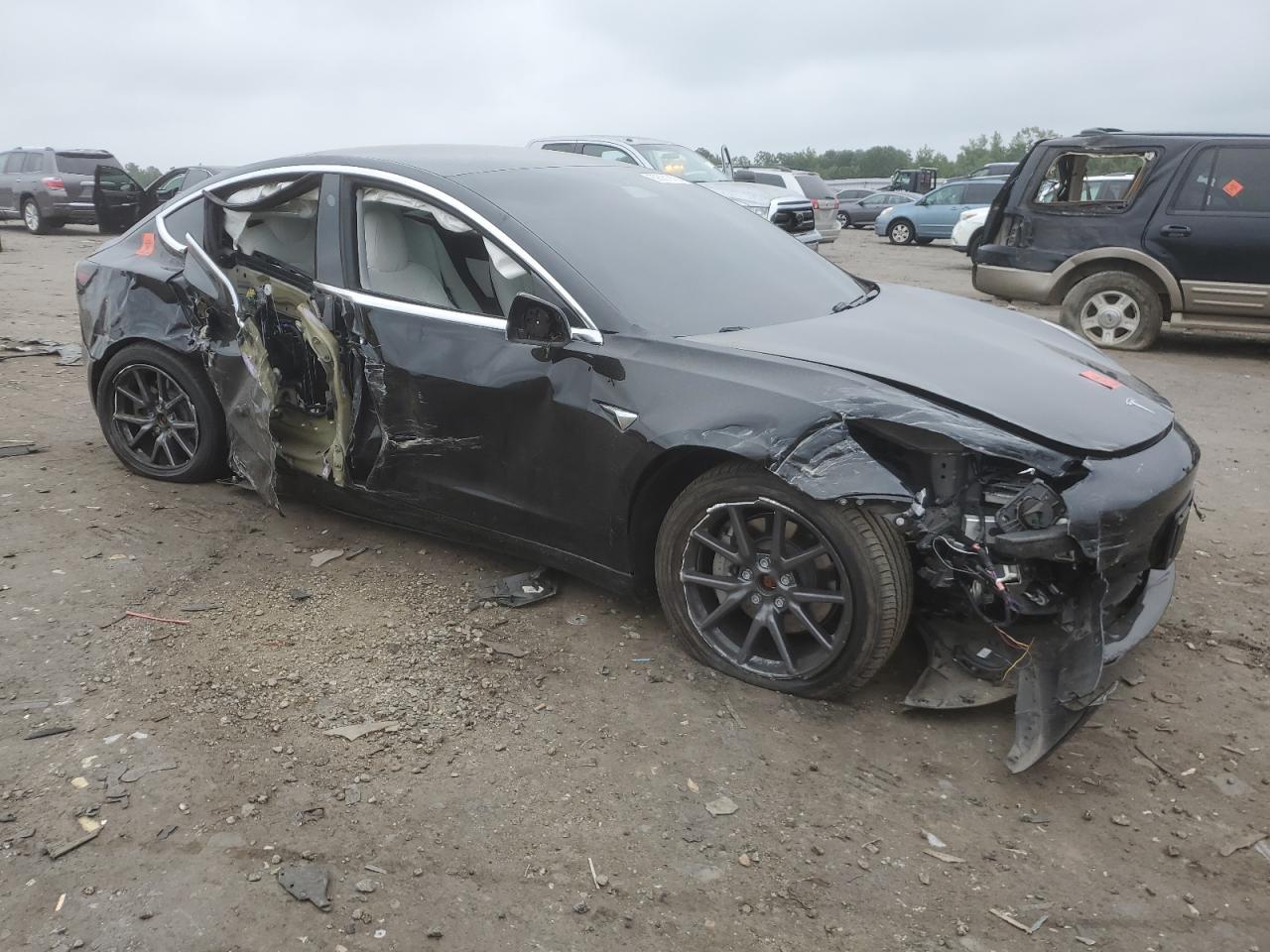 2020 Tesla Model 3 - Image 4