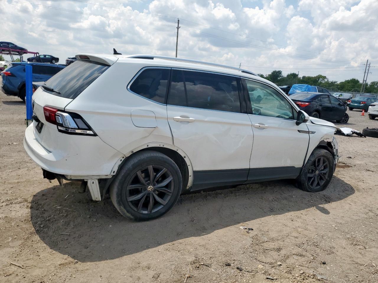 2023 Volkswagen Tiguan Se - Фото 3