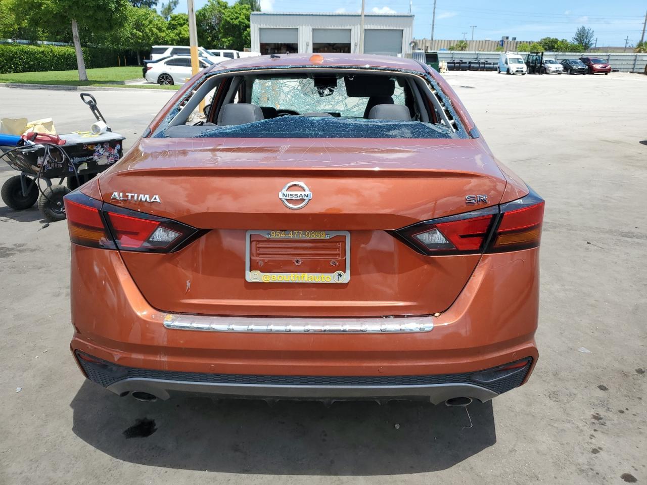 2021 Nissan Altima Sr - Фото 6