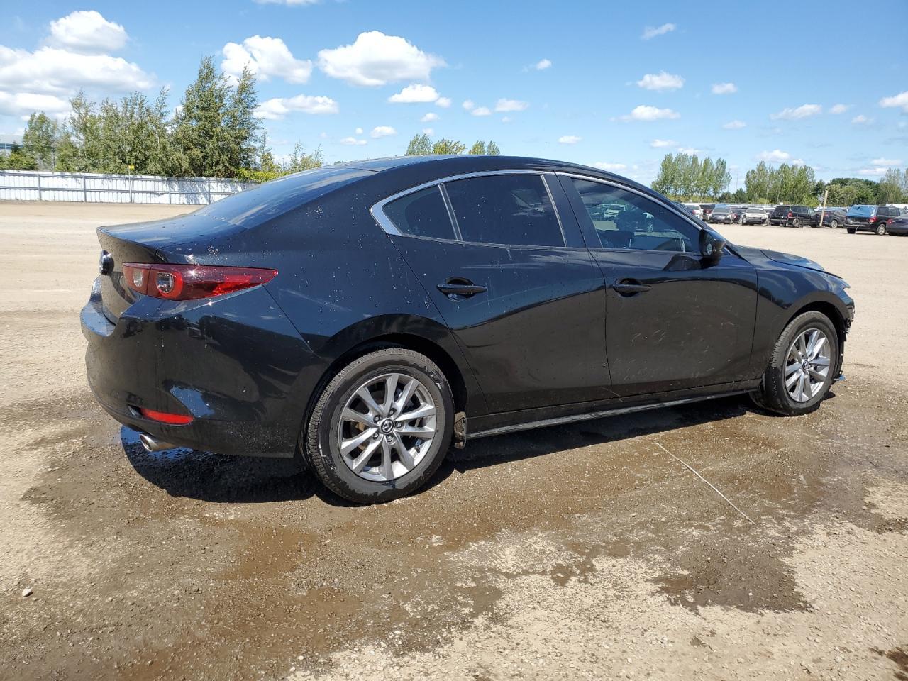 2025 Mazda 3 Preferred - Фото 3