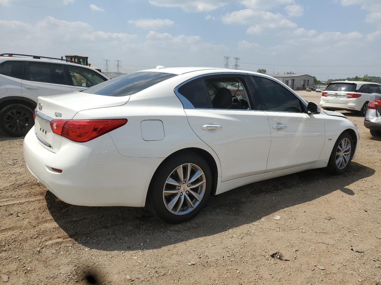 2017 Infiniti Q50 Premium - Image 3