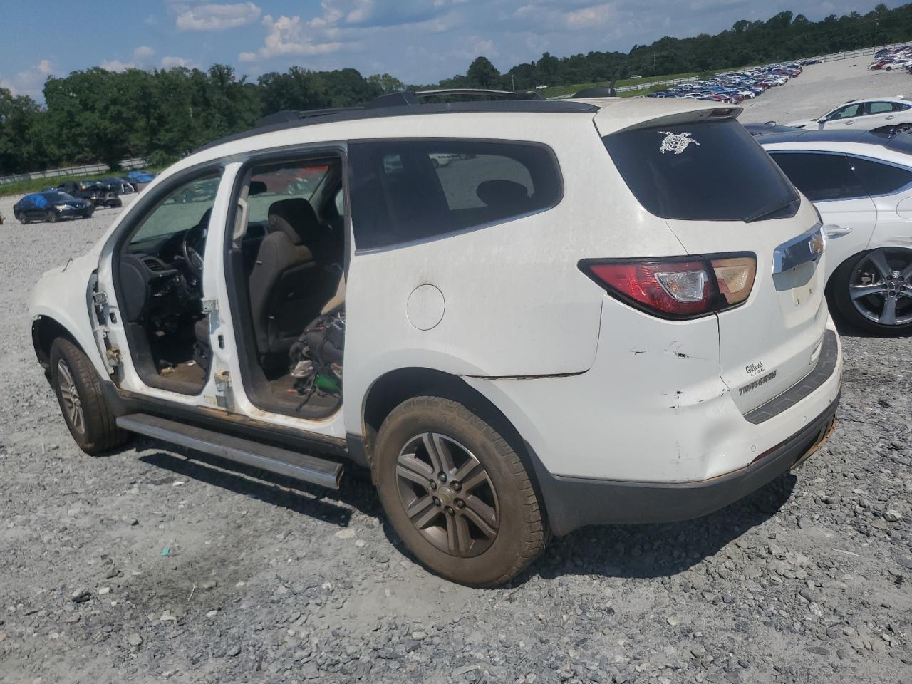 2017 Chevrolet Traverse Lt - Фото 2