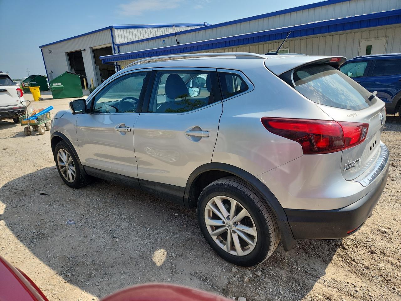 2017 Nissan Rogue Sport S - Фото 2