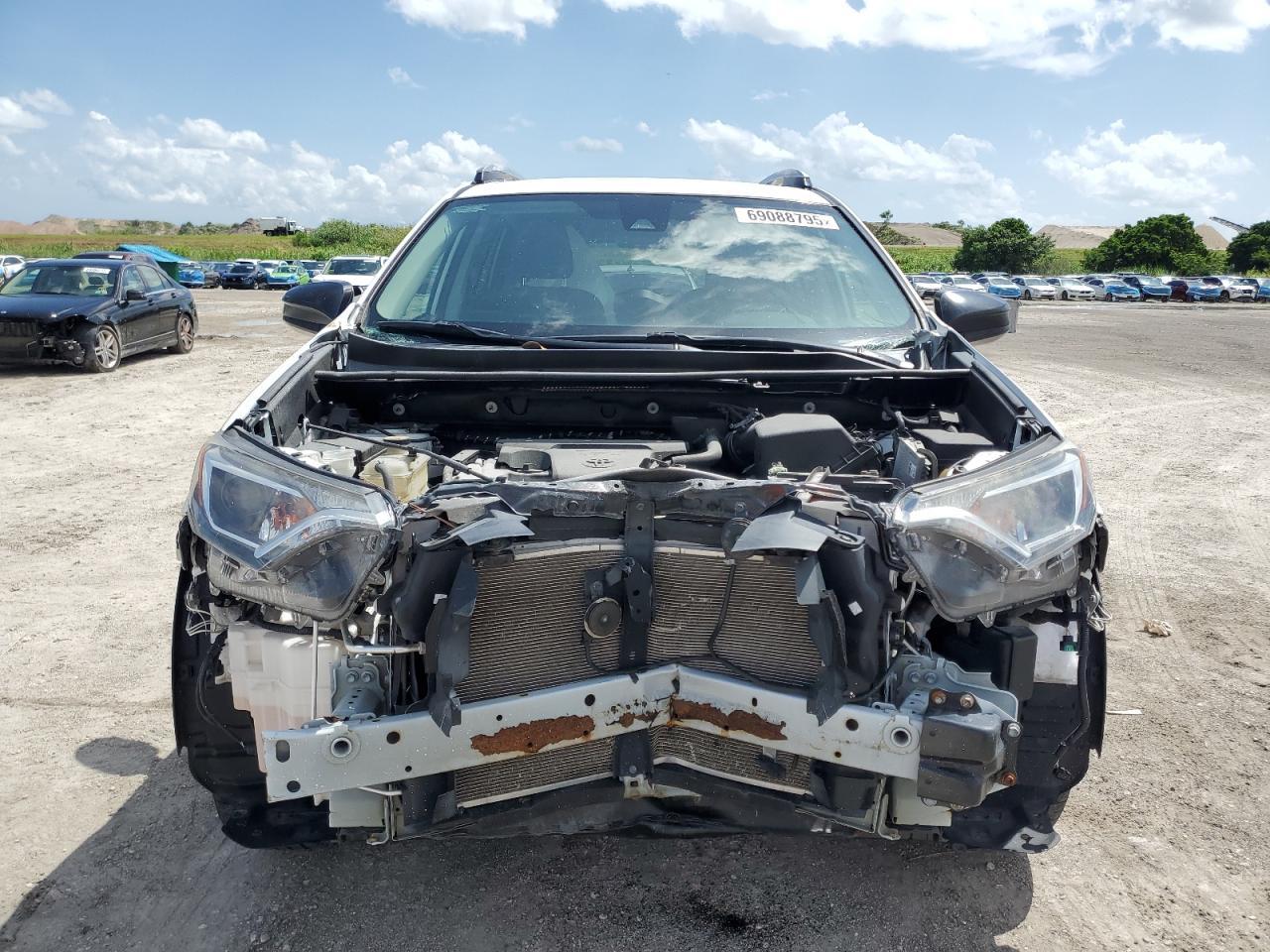 2018 Toyota Rav4 Le - Фото 5