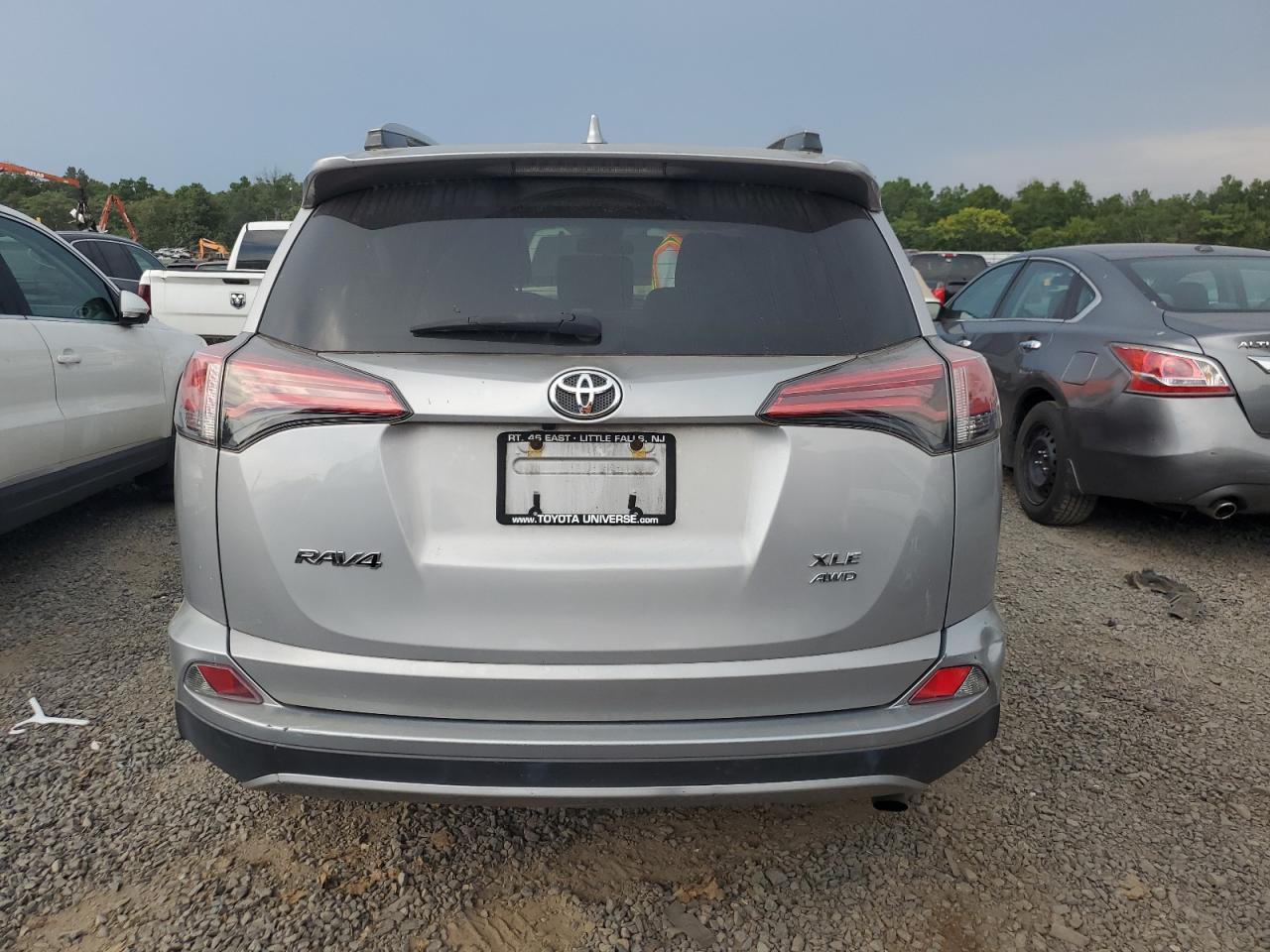 2018 Toyota Rav4 Adventure - Фото 6