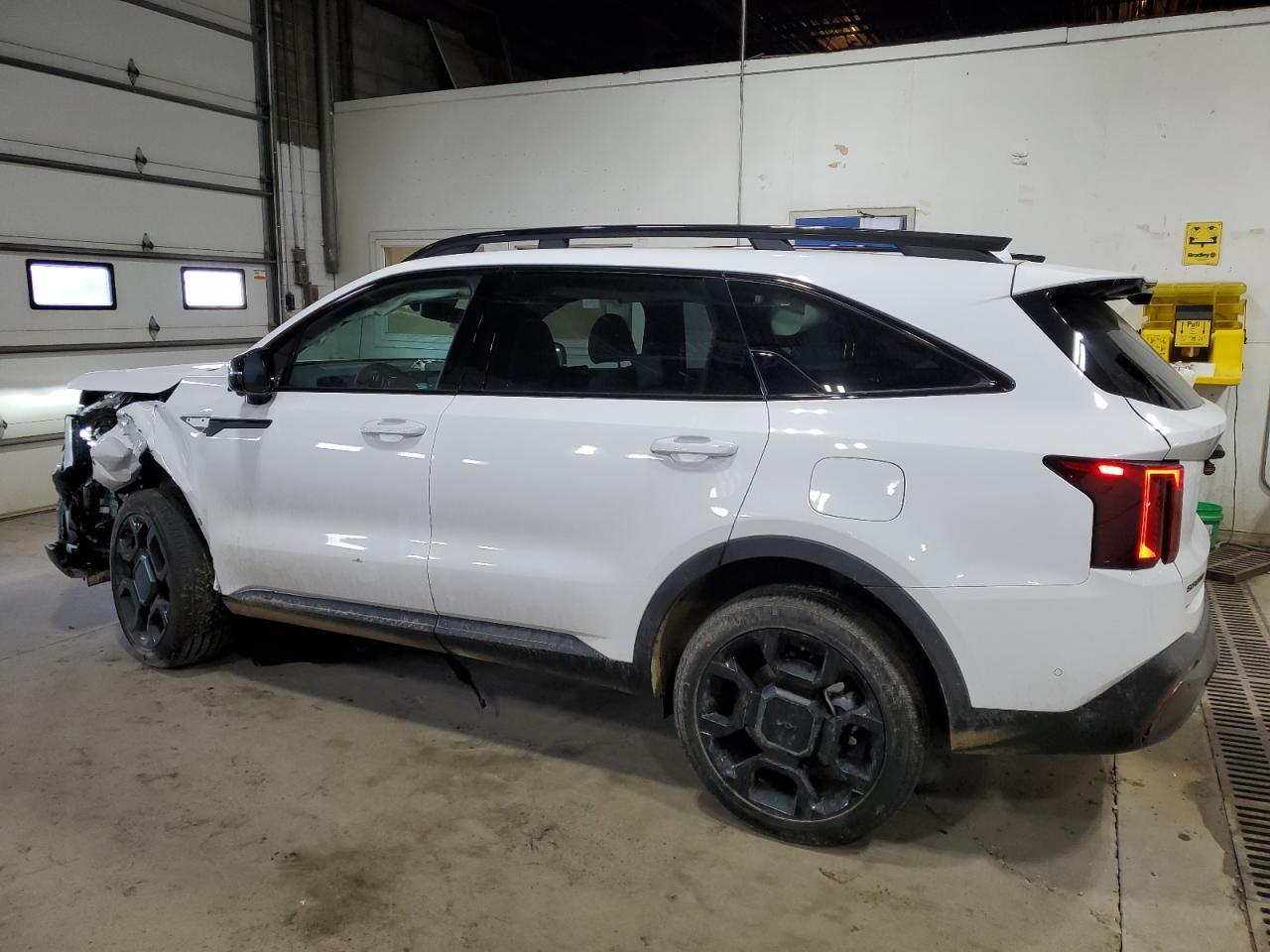 2025 Kia Sorento Sx - Фото 2