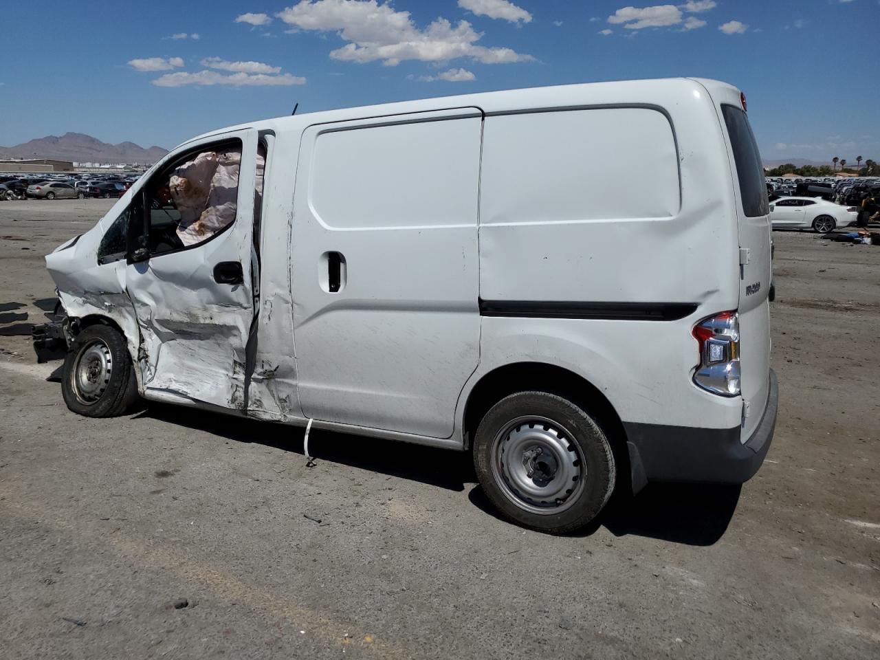 2014 Nissan Nv200 2.5S - Фото 2