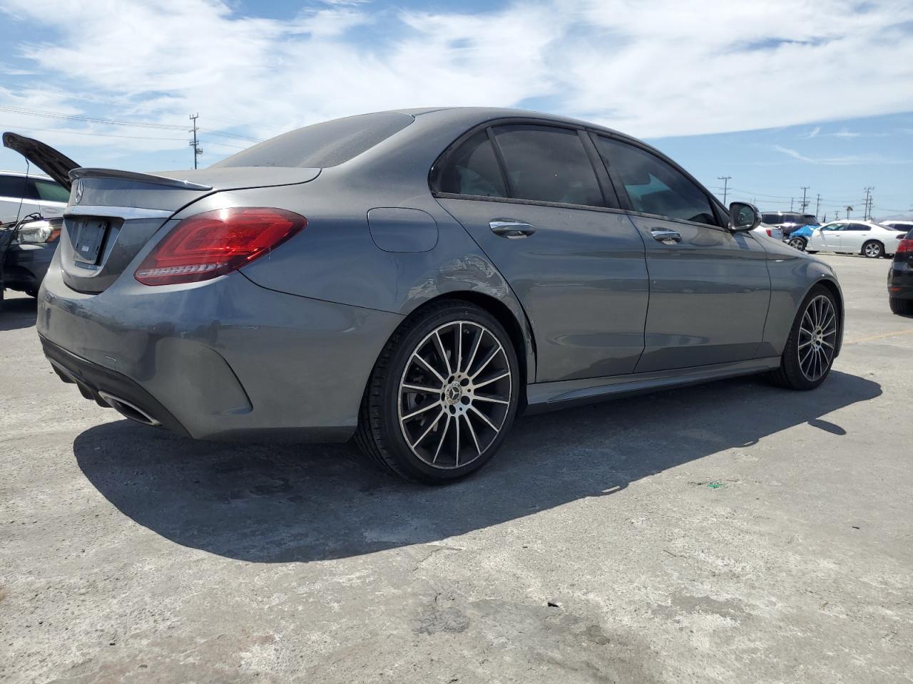 2021 Mercedes-Benz C 300 - Фото 3
