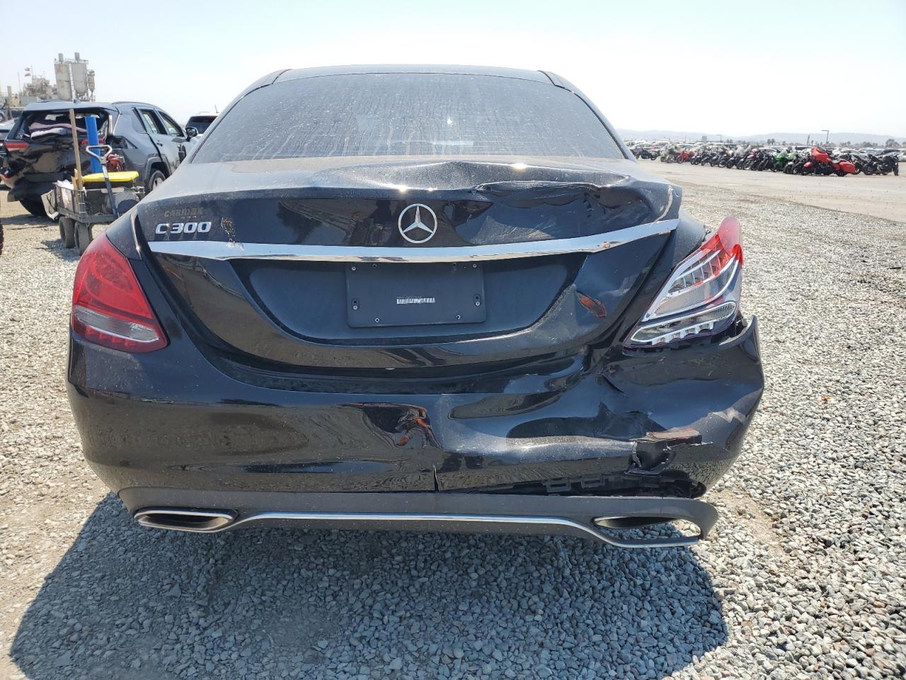 2017 Mercedes-Benz C 300 - Image 6