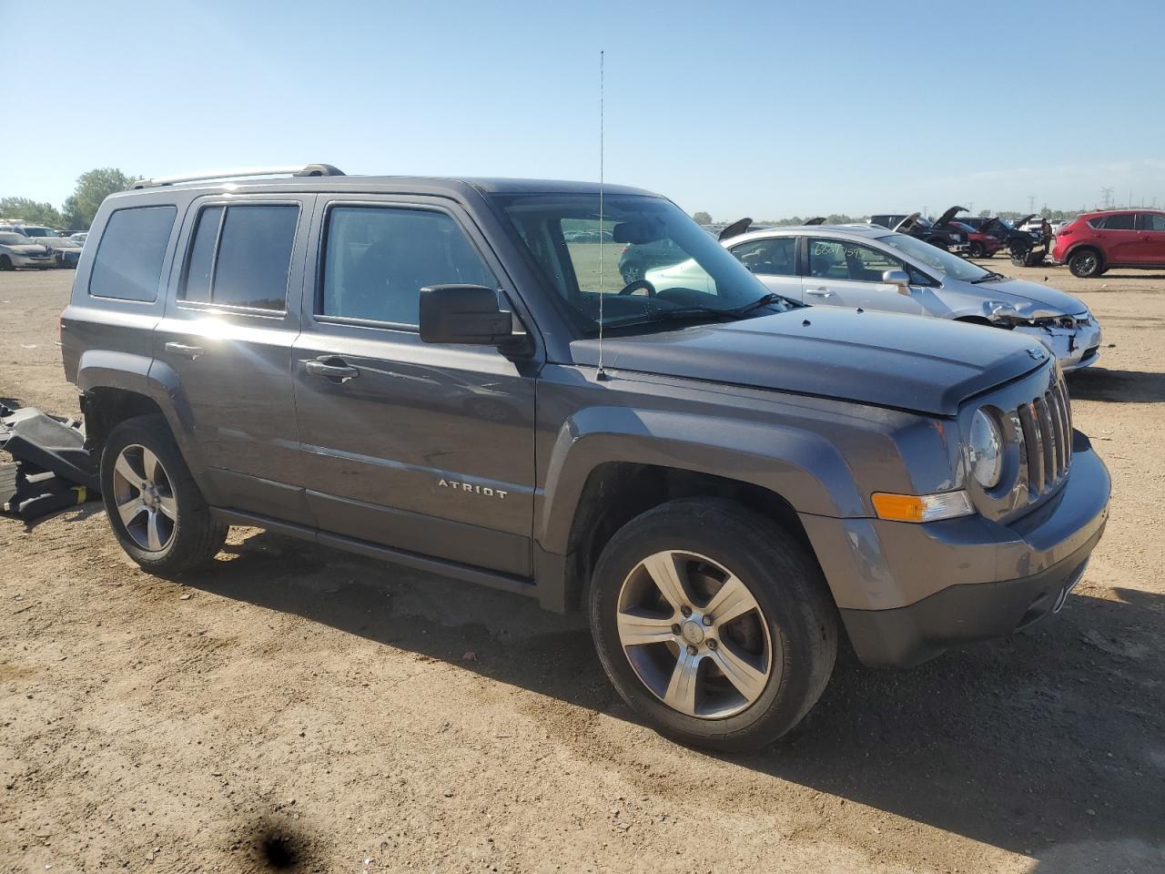 2017 Jeep Patriot Latitude - Фото 4