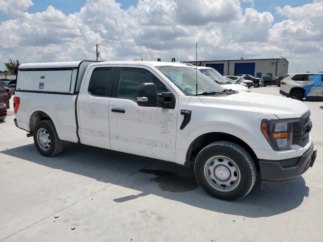 2023 Ford F150 - Фото 4