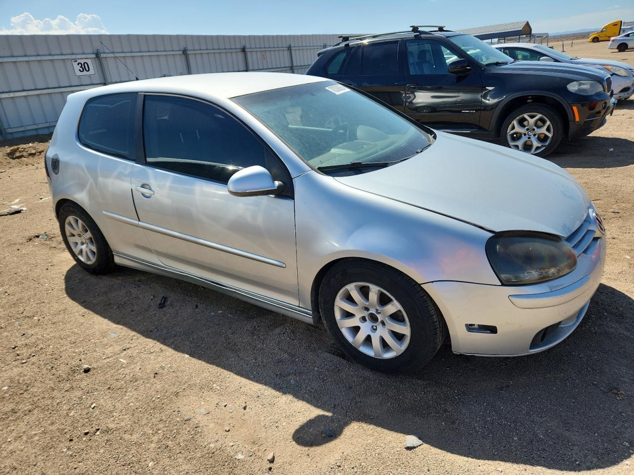 2007 Volkswagen Rabbit - Image 4