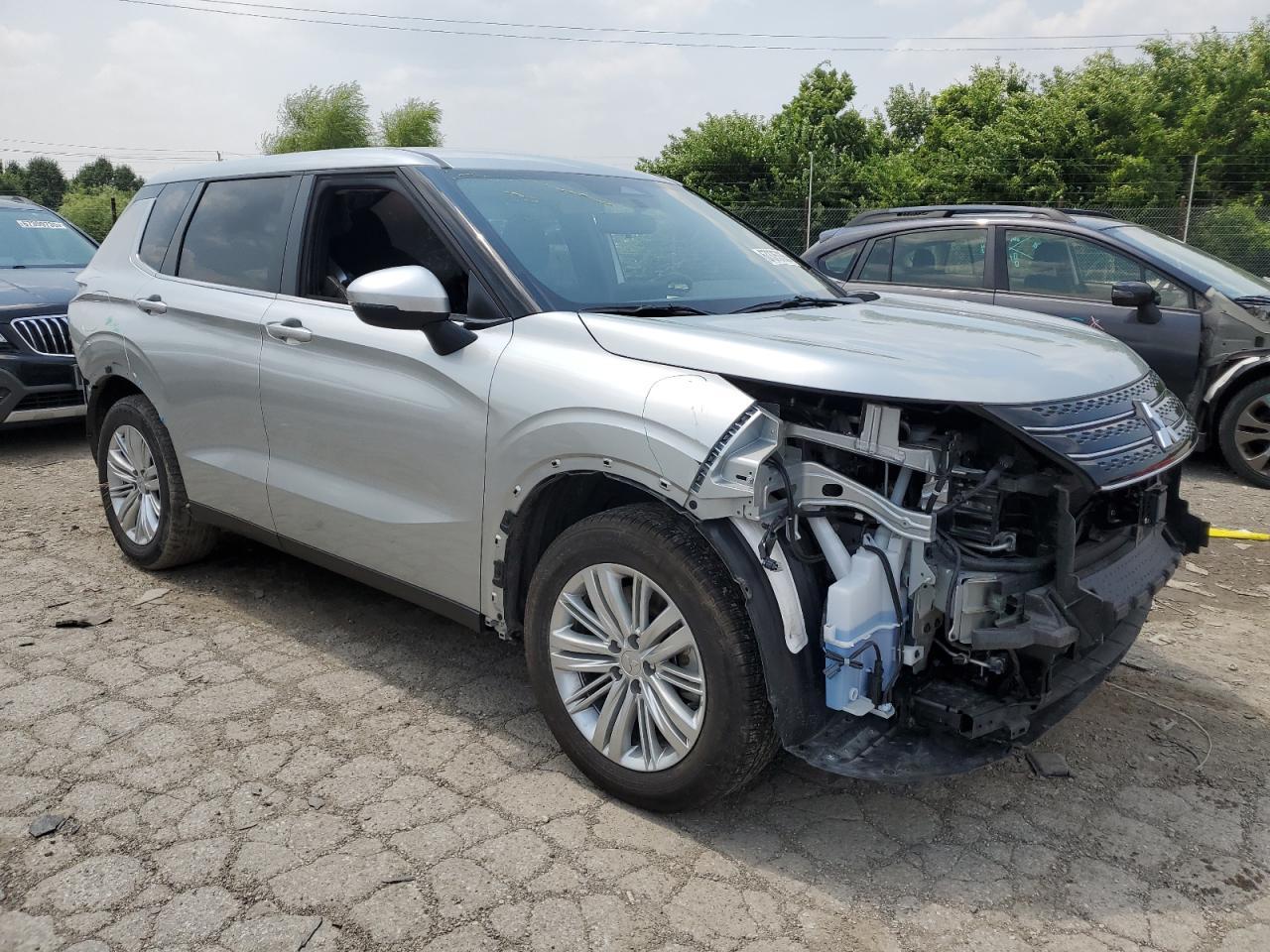 2024 Mitsubishi Outlander Es - Фото 4