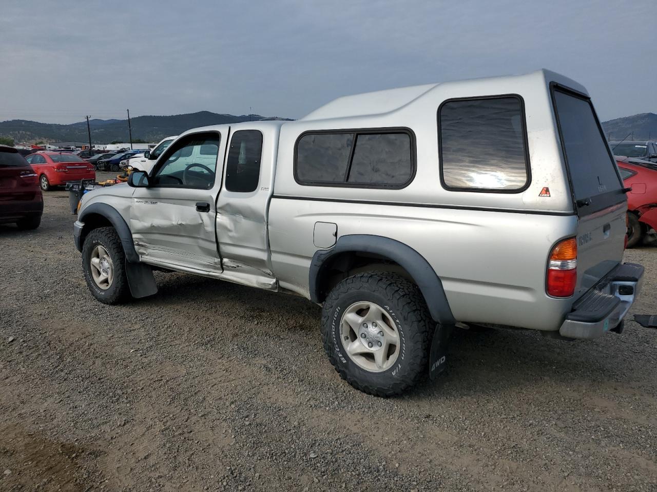 2003 Toyota Tacoma Xtracab - Image 2