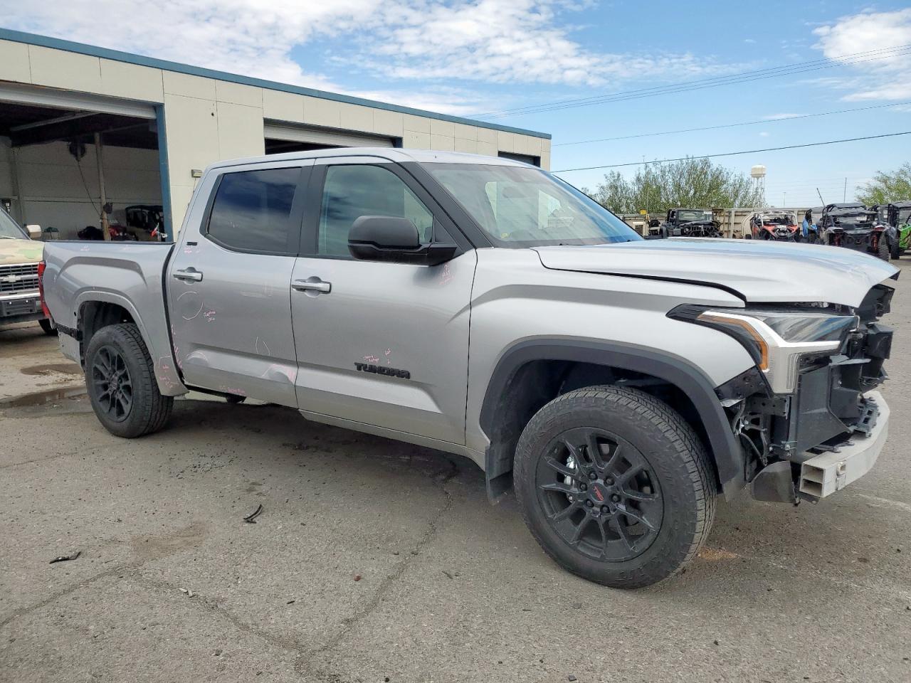 2024 Toyota Tundra Crewmax Sr - Image 4