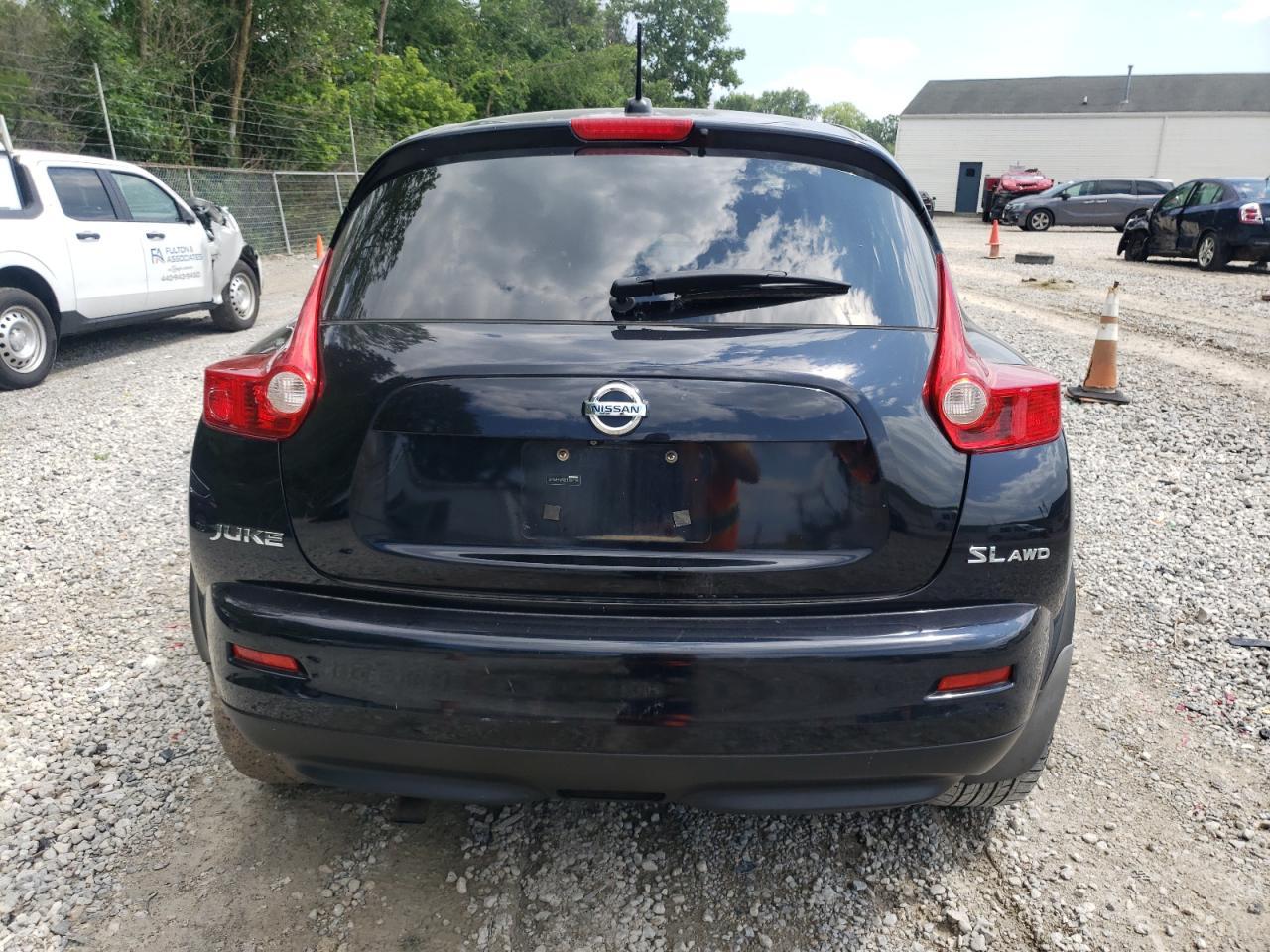 2011 Nissan Juke S - Фото 6