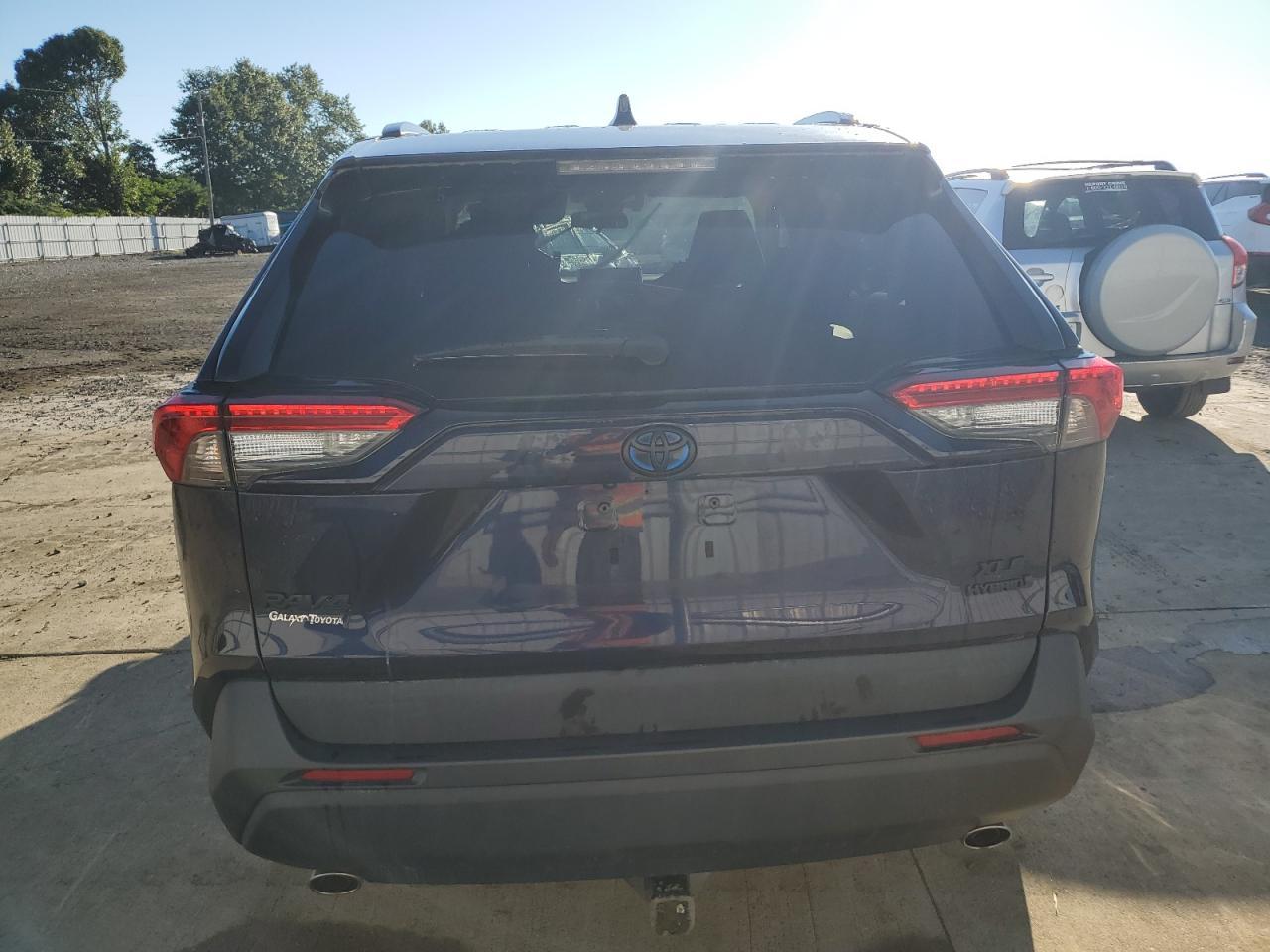 2021 Toyota Rav4 Xle - Image 6