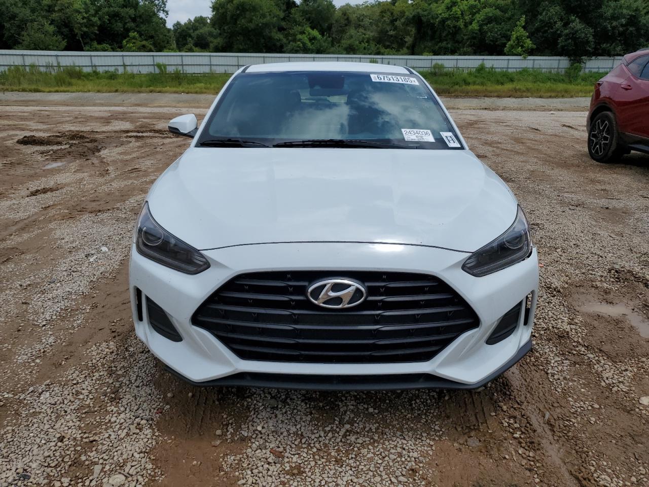 2019 Hyundai Veloster Base - Фото 5