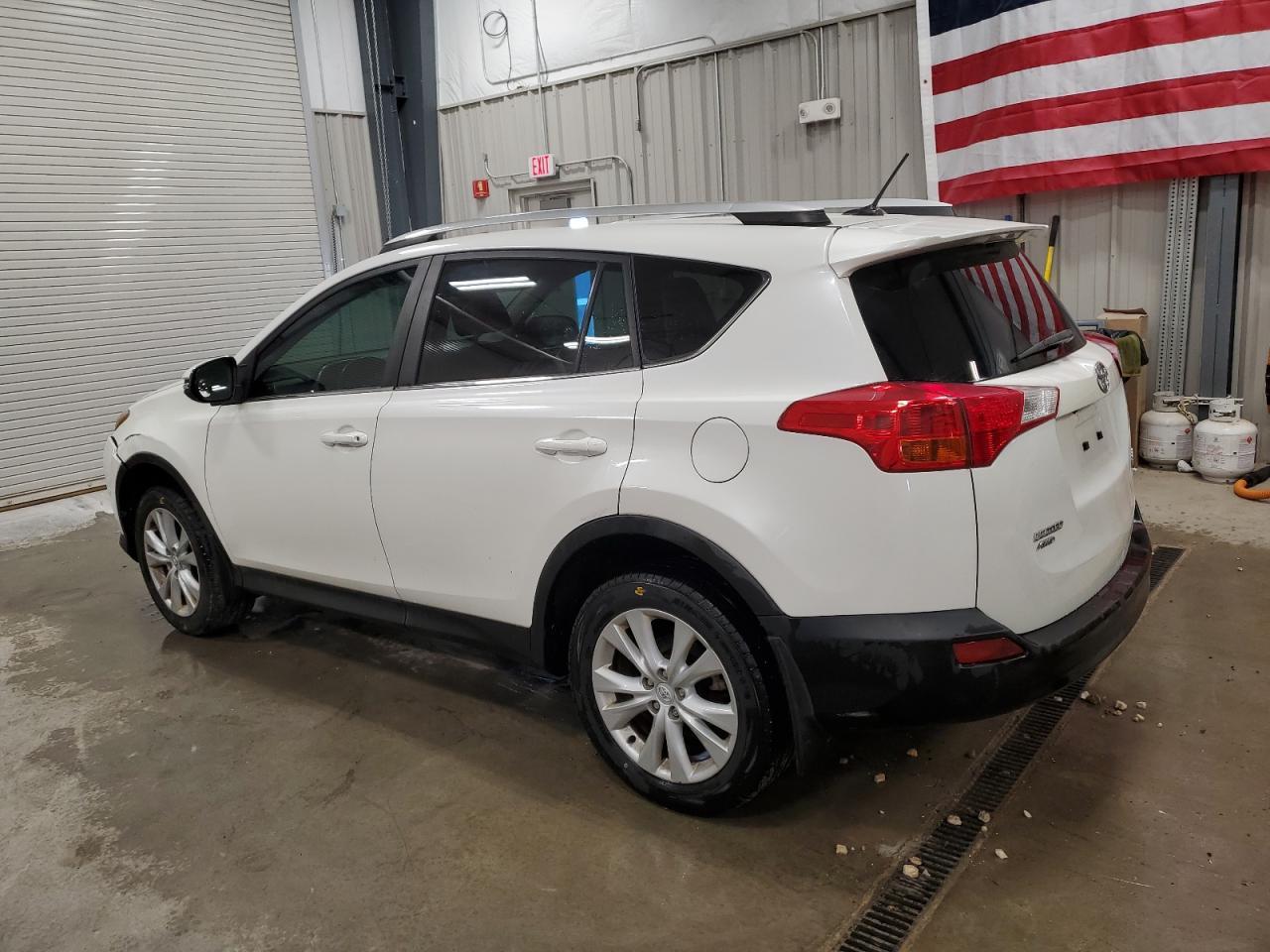 2015 Toyota Rav4 Limited - Image 2