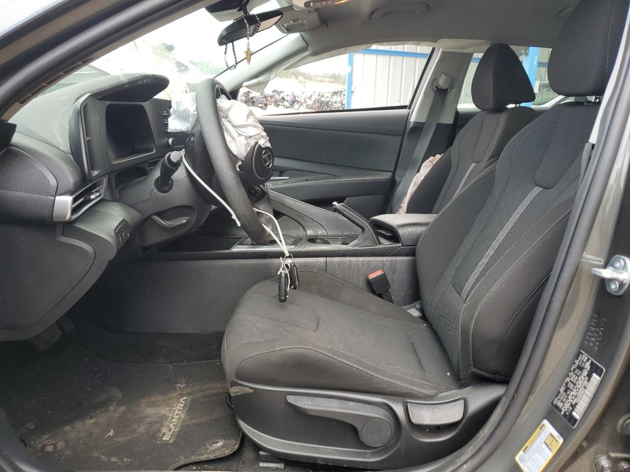 2024 Hyundai Elantra Se - Image 7