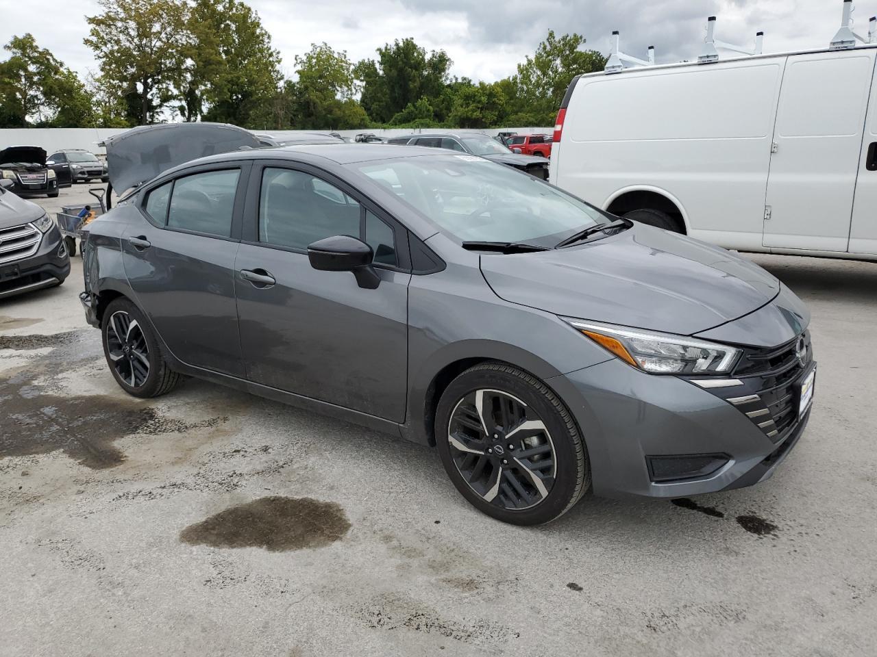 2024 Nissan Versa Sr - Image 4