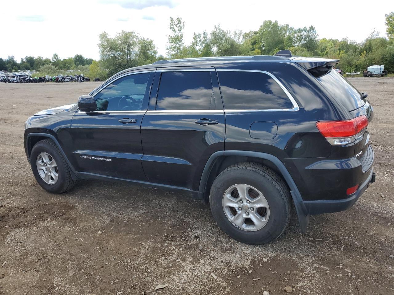 2014 Jeep Grand Cherokee Laredo - Image 2