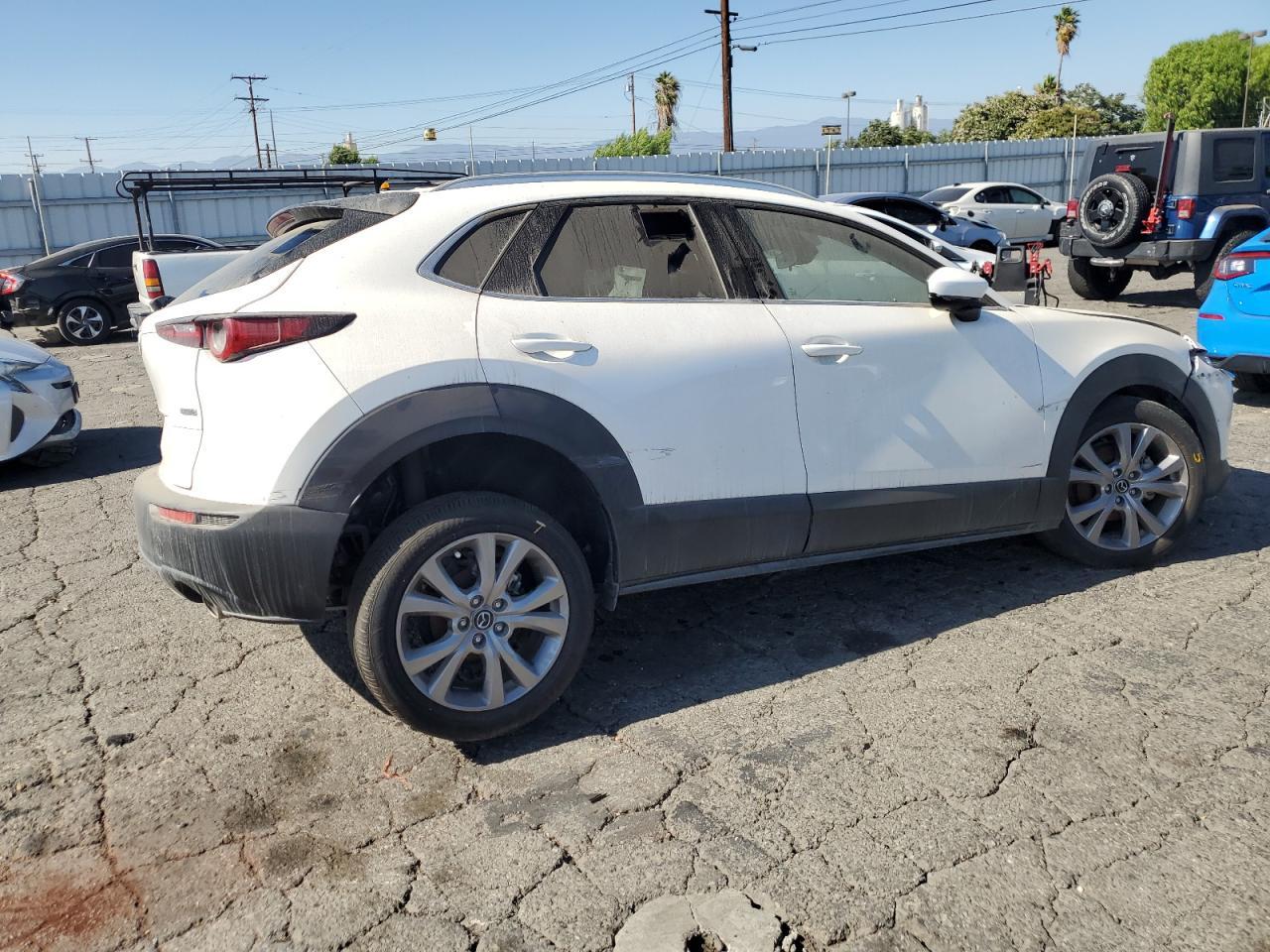2021 Mazda Cx-30 Premium - Image 3
