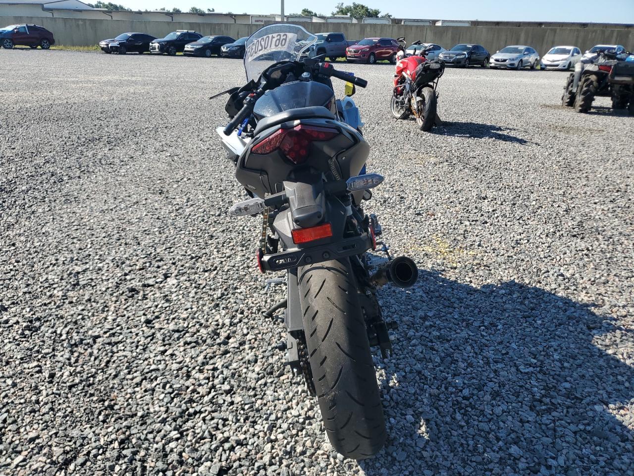 2025 Kawasaki Ex500 A - Фото 4