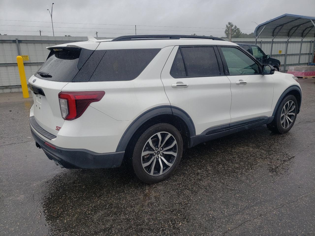 2020 Ford Explorer St - Image 3