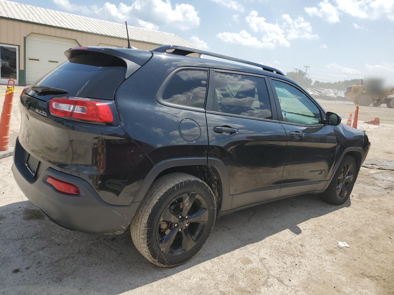 2016 Jeep Cherokee Latitude - Фото 3