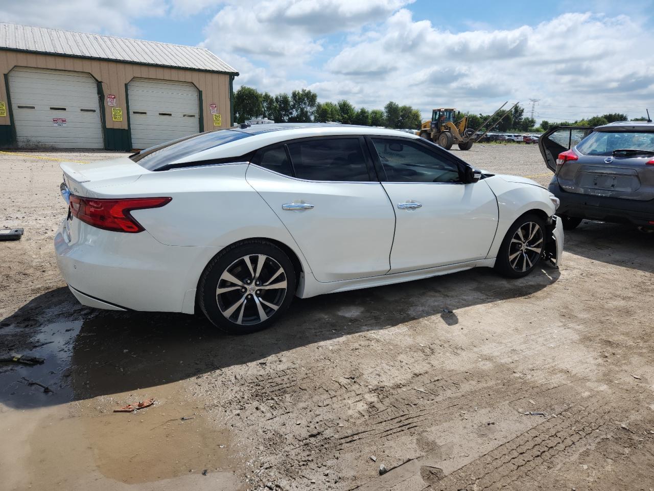 2017 Nissan Maxima 3.5S - Фото 3