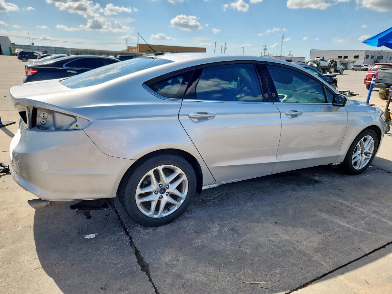 2015 Ford Fusion Se - Фото 3