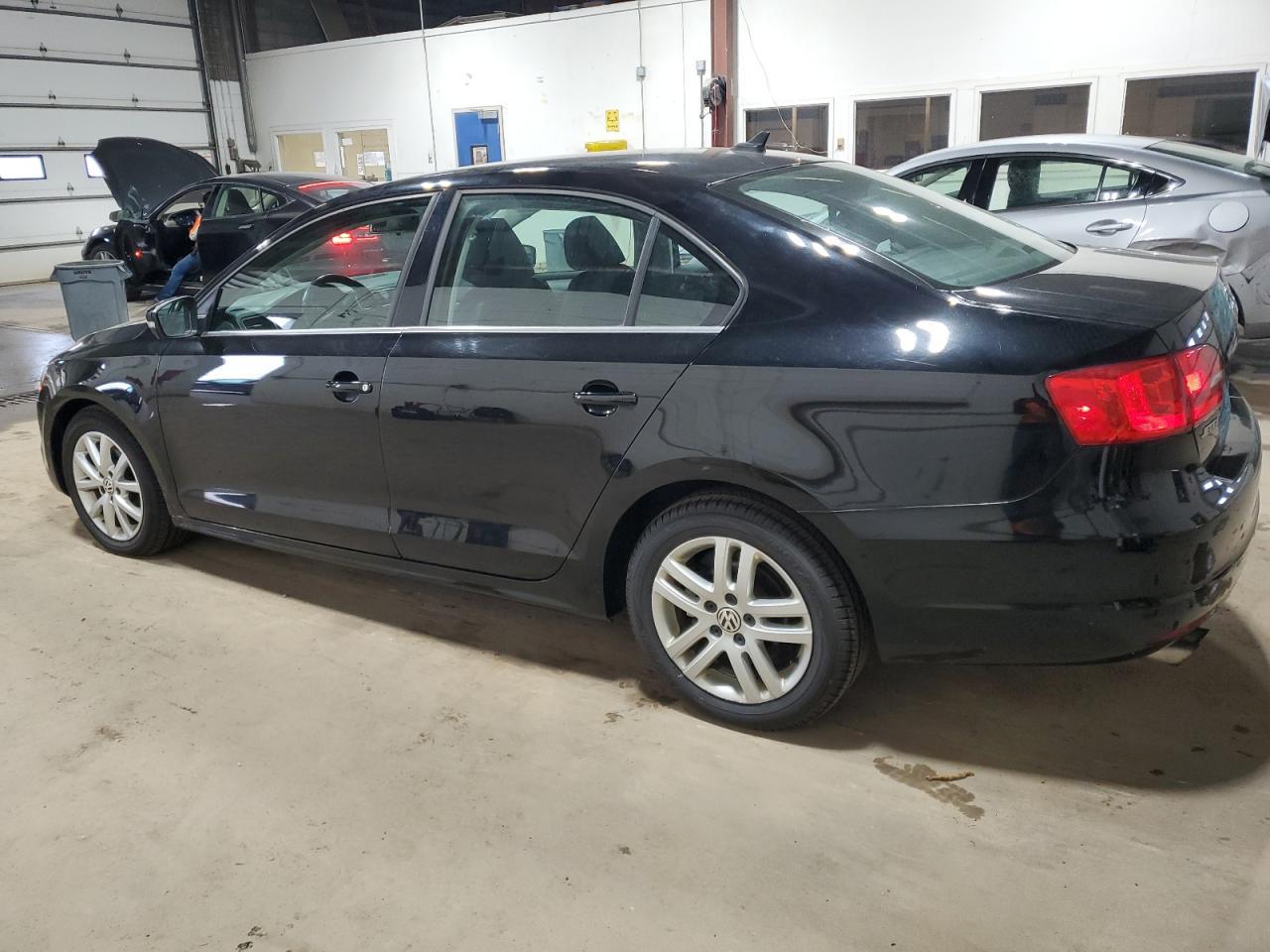 2014 Volkswagen Jetta Se - Image 2