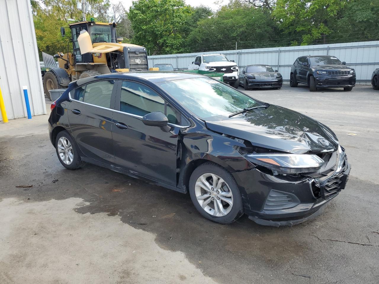 2019 Chevrolet Cruze Lt - Image 4