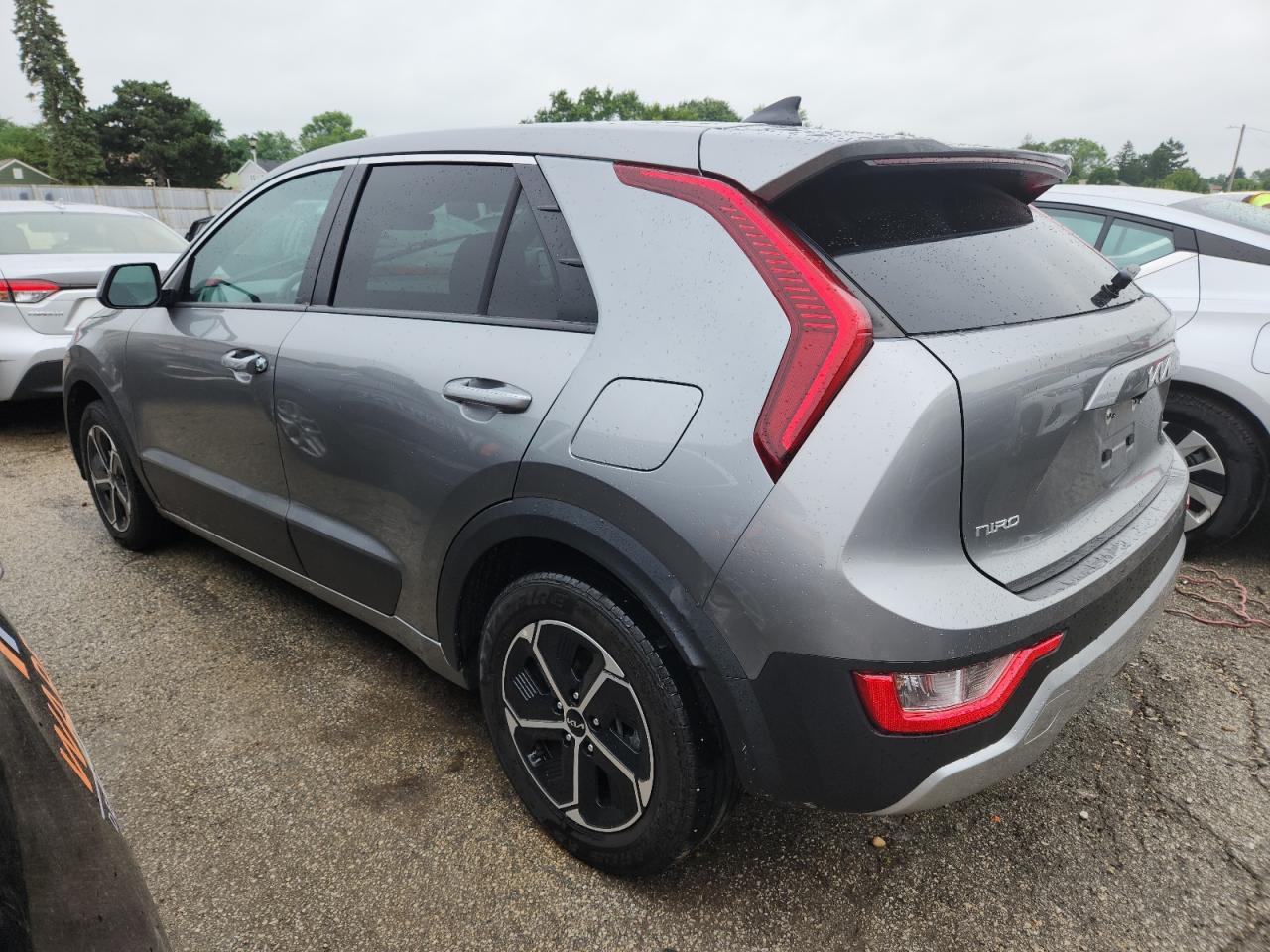 2023 Kia Niro Lx - Фото 2