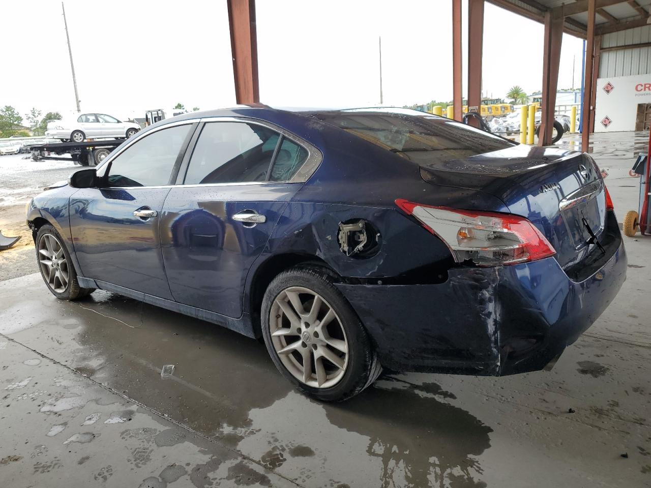 2009 Nissan Maxima S - Image 2