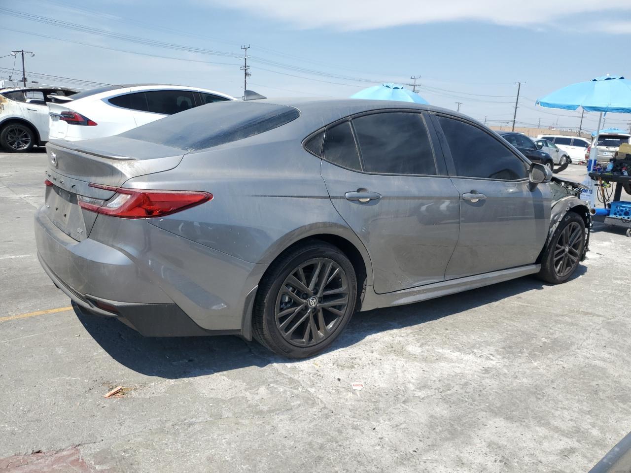 2025 Toyota Camry Xse - Фото 3
