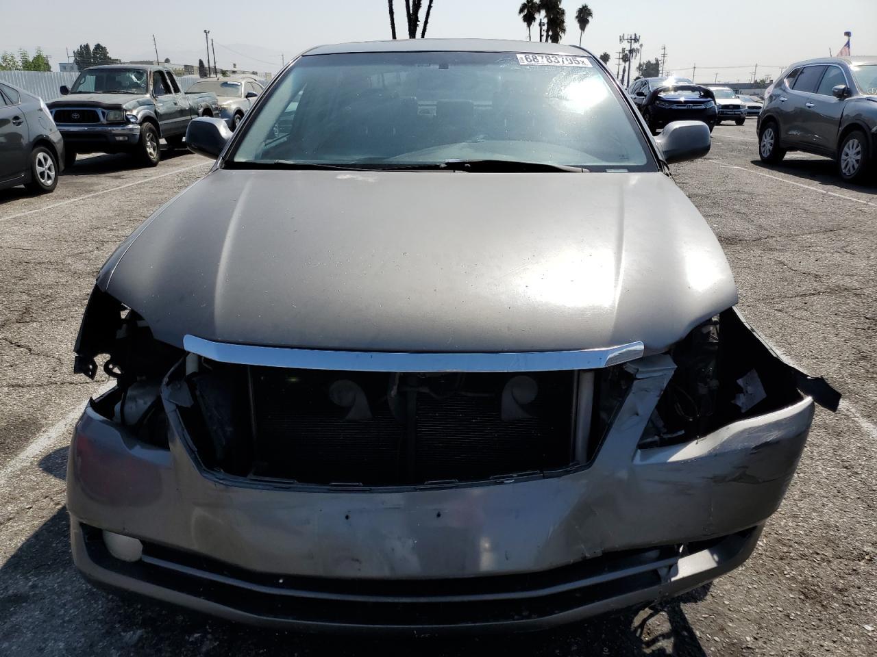 2006 Toyota Avalon Xl - Image 5